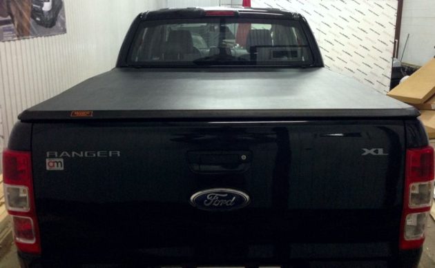 Подъемный трехсекционный тент Kramco для Ford Ranger T6 2012 года. — изображение 2