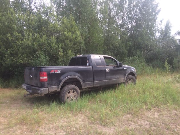 Трехсекционный тент Kramco на пикап Ford F150, 250, 350 — изображение 3