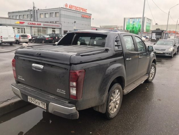 Крышка кузова Alpha со спойлером SC-R, Sport Cover, для пикапа Isuzu D-Max — изображение 2