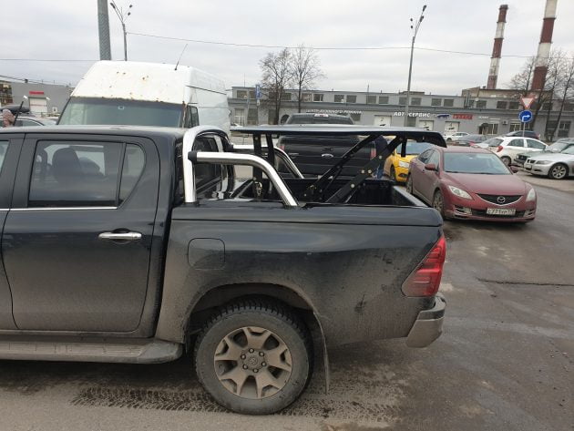 Крышка в два положения с дугами для пикапа Toyota Revo — изображение 2