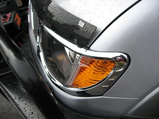 Накомарник для пикапа Mitsubishi L200