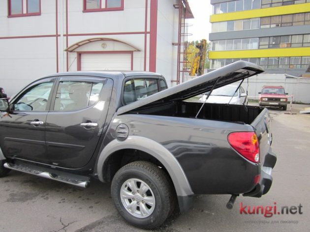 Пластиковая крышка Kramco для Mitsubishi L200 NEW 2014 — изображение 2