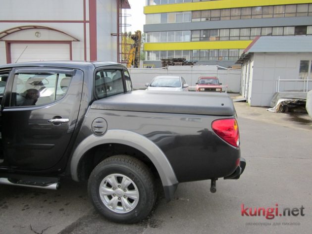 Пластиковая крышка Kramco для Mitsubishi L200 NEW 2014
