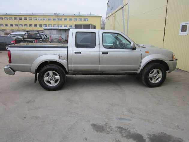 Пластиковая крышка Kramco для Nissan NP300 — изображение 6