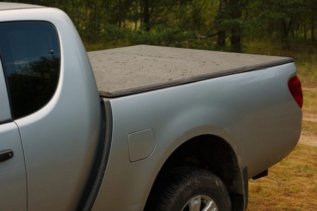 Мягкий трехсекционный тент для Mitsubishi L200 полуторная кабина Club Cab