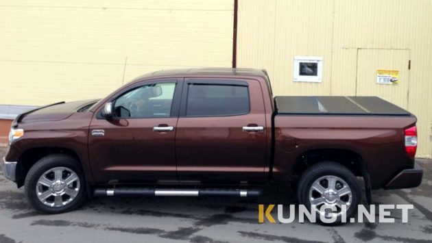 Жесткая трехсекционная крышка кузова Kramco для Toyota Tundra (Тойота Тундра) — изображение 3