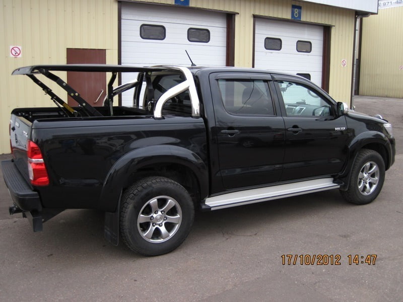 Фото TOYOTA Hilux (ТОЙОТА Хайлюкс) • Аксессуары для пикапа Kungi.net