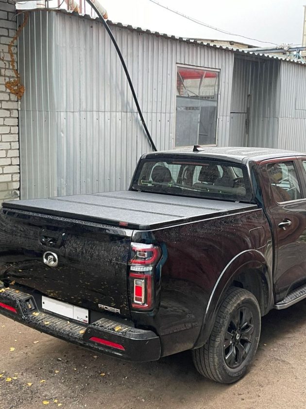 Жесткая трехсекционная крышка кузова Kramco для пикапа DongFeng DF6 (Донг Фенг Дф6) — изображение 2